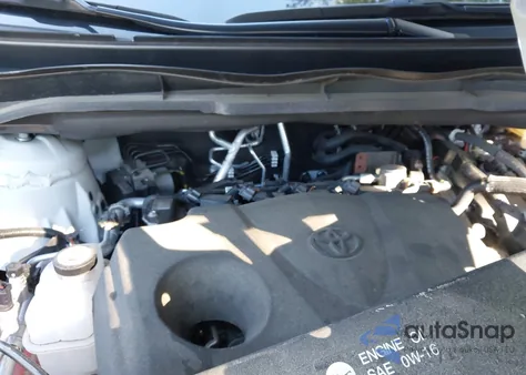 2022 Toyota Sienna Xle z USA, uszkodzony, nr VIN 5TDYRKEC6NS136032